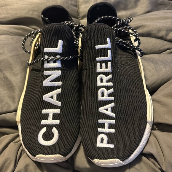 Adidas X Chanel X Pharrell RARE Collectable Collab Men Size us 11 (D97921) - Picture 1 of 7